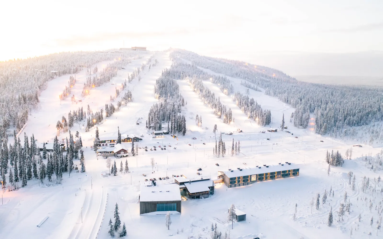 Hiihtokeskus Iso-Syöte ja KIDE Hotelli